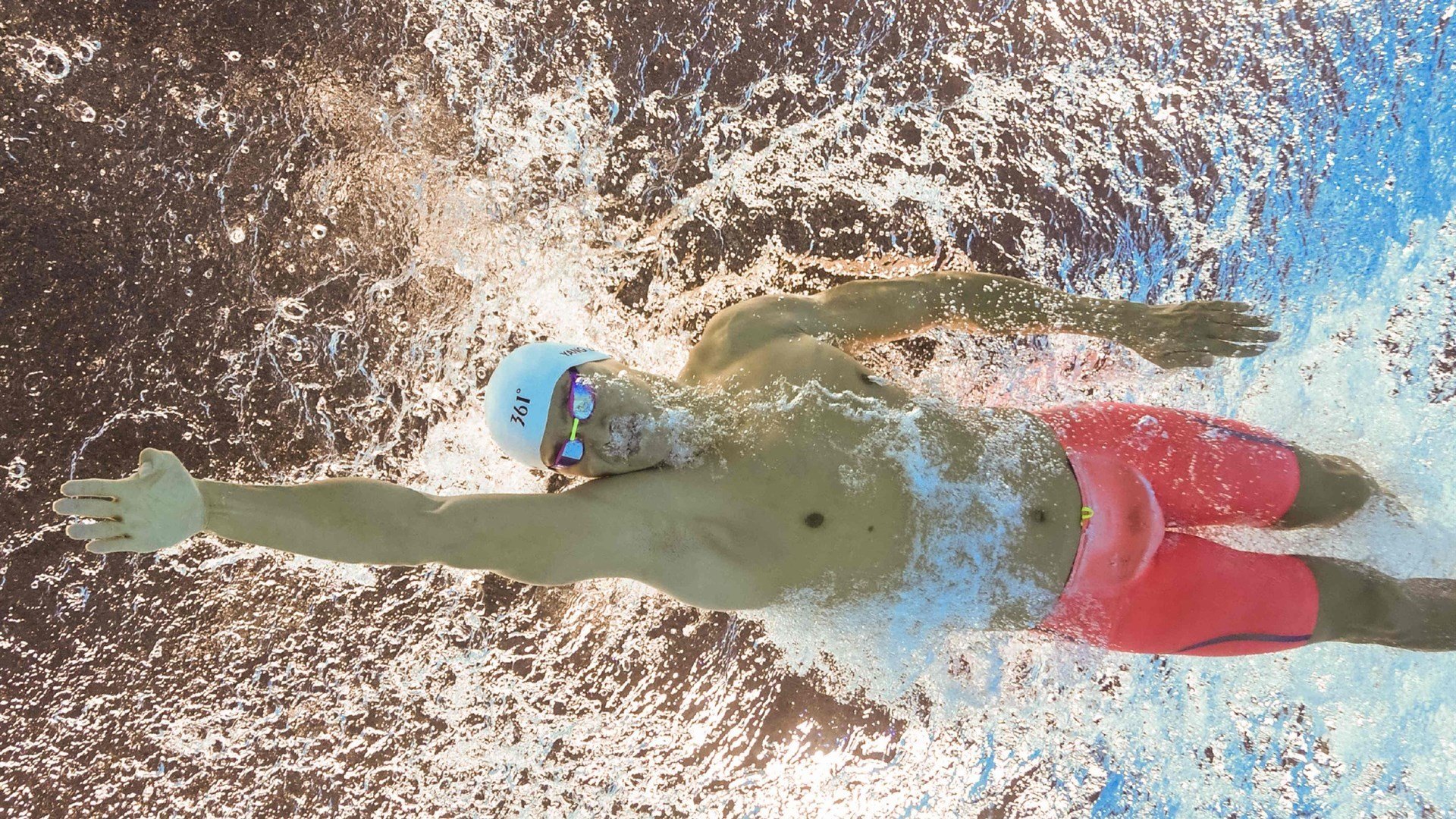 开云娱乐官网-张雨霏自由泳突破新高度，张雨霏放弃50米自由泳